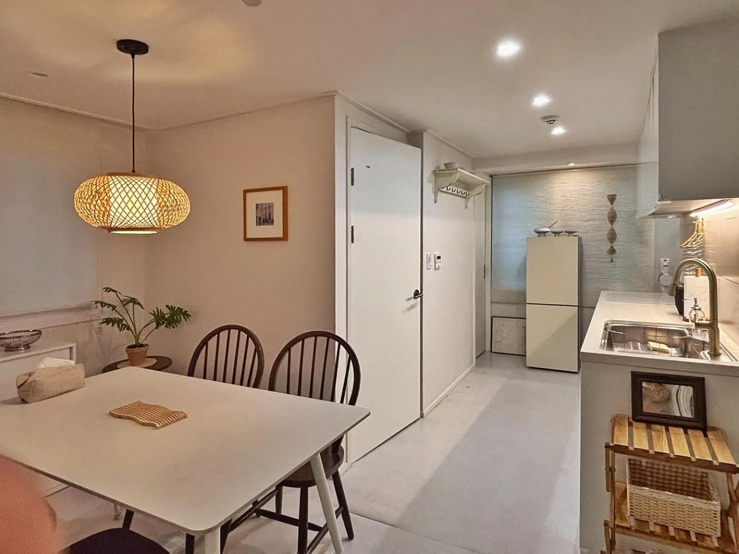 Chillin In Mangwon Apartment Seoul
